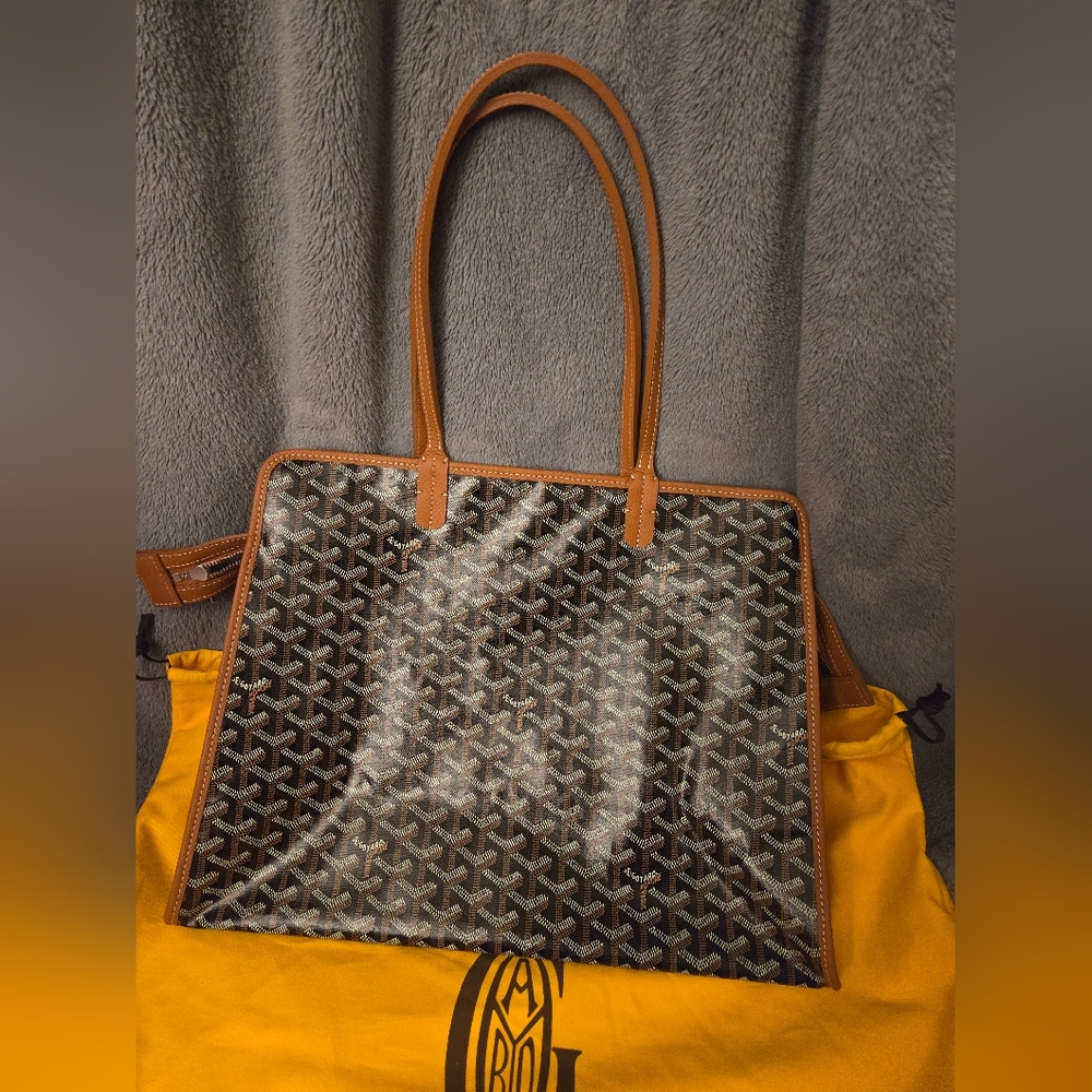 Goyard sac hardy bag